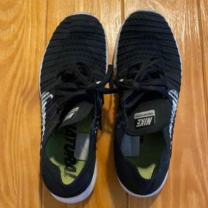 Nike Free Runs Flynit